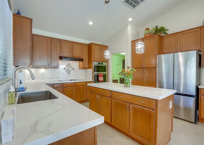 Сasa de vacaciones Pool, Golf Cart! In 55+ Pebblecreek Community