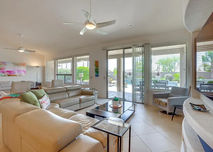 Сasa de vacaciones Pool, Golf Cart! In 55+ Pebblecreek Community *
