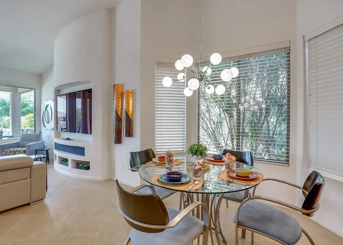 Сasa de vacaciones Pool, Golf Cart! In 55+ Pebblecreek Community *