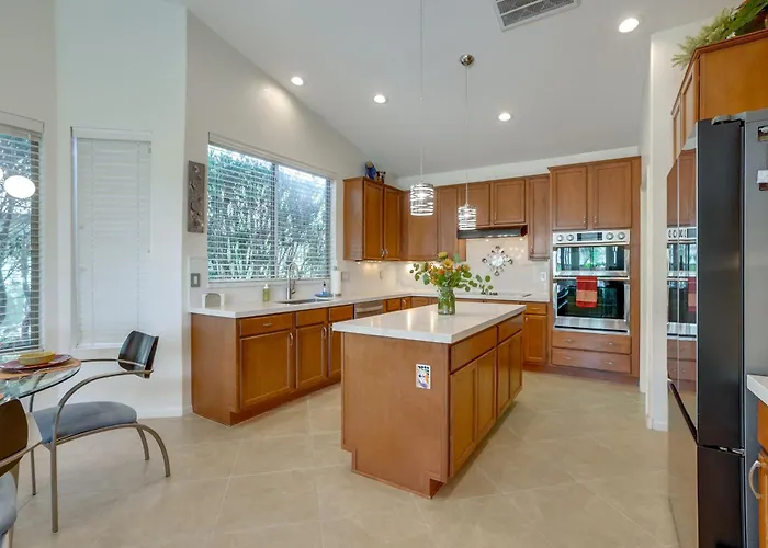 Pool, Golf Cart! In 55+ Pebblecreek Community