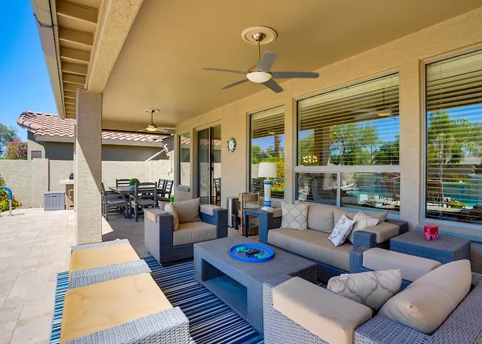 Pool, Golf Cart! In 55+ Pebblecreek Community Сasa de vacaciones *