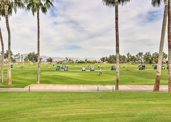 Pool, Golf Cart! In 55+ Pebblecreek Community Сasa de vacaciones